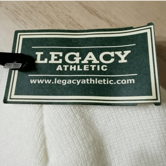 NWT！Legacy Athletic Beanie - Picture 3 of 4